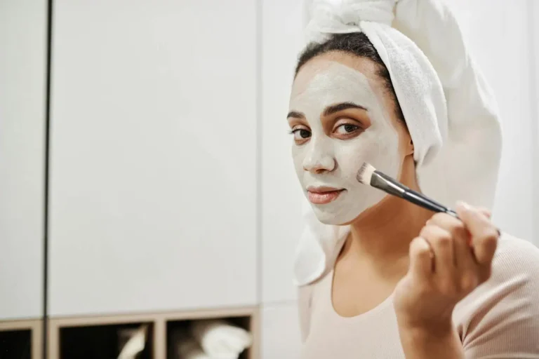 Masque visage : bien le choisir et l&rsquo;utiliser selon sa peau