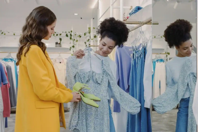 Vêtements femme : construire une garde-robe qui marche