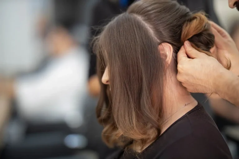 Coiffure tendance 2025 : les coupes et couleurs qui comptent