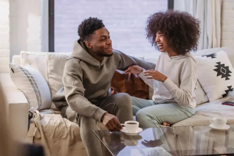 Communication dans le couple : mieux s&rsquo;écouter au quotidien