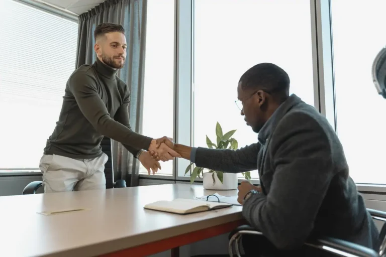 Premier rendez-vous Pôle emploi (France Travail) : le réussir