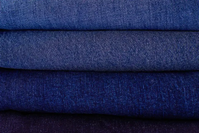 Où jeter ses vêtements usagés sans les mettre à la poubelle